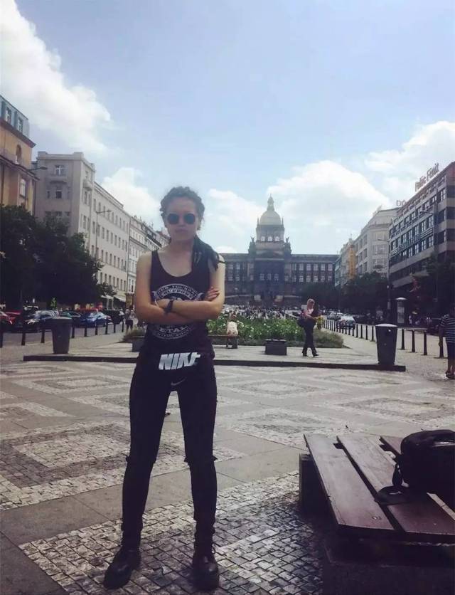 爱的色放在线观看上 我很乐意提供更多帮助