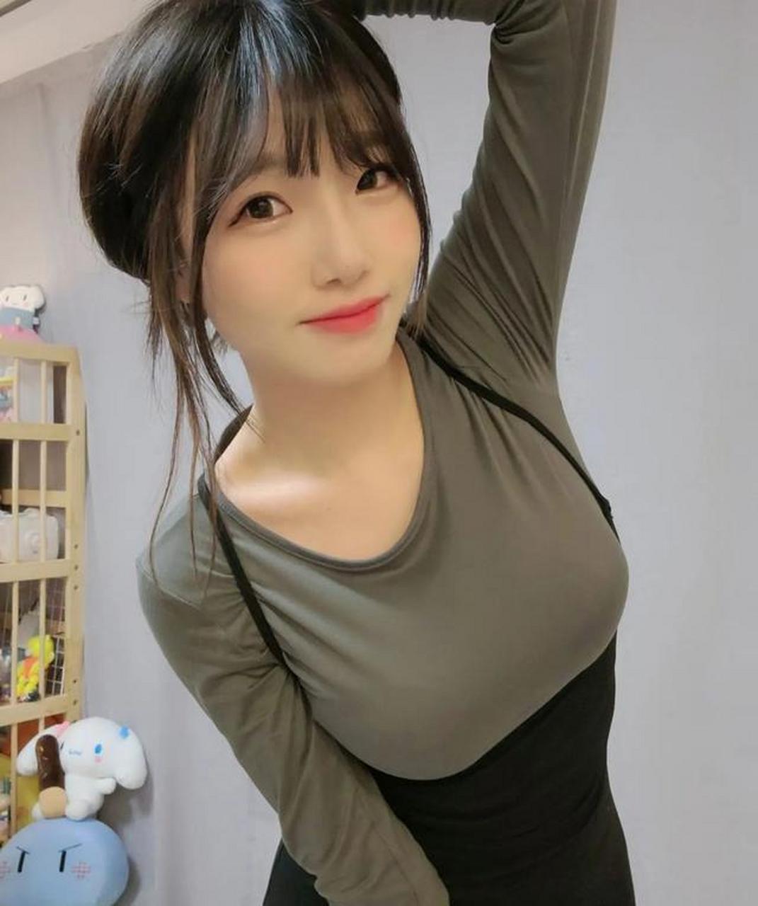 男生叉女生下面 生下关注彼此的男生身心健康