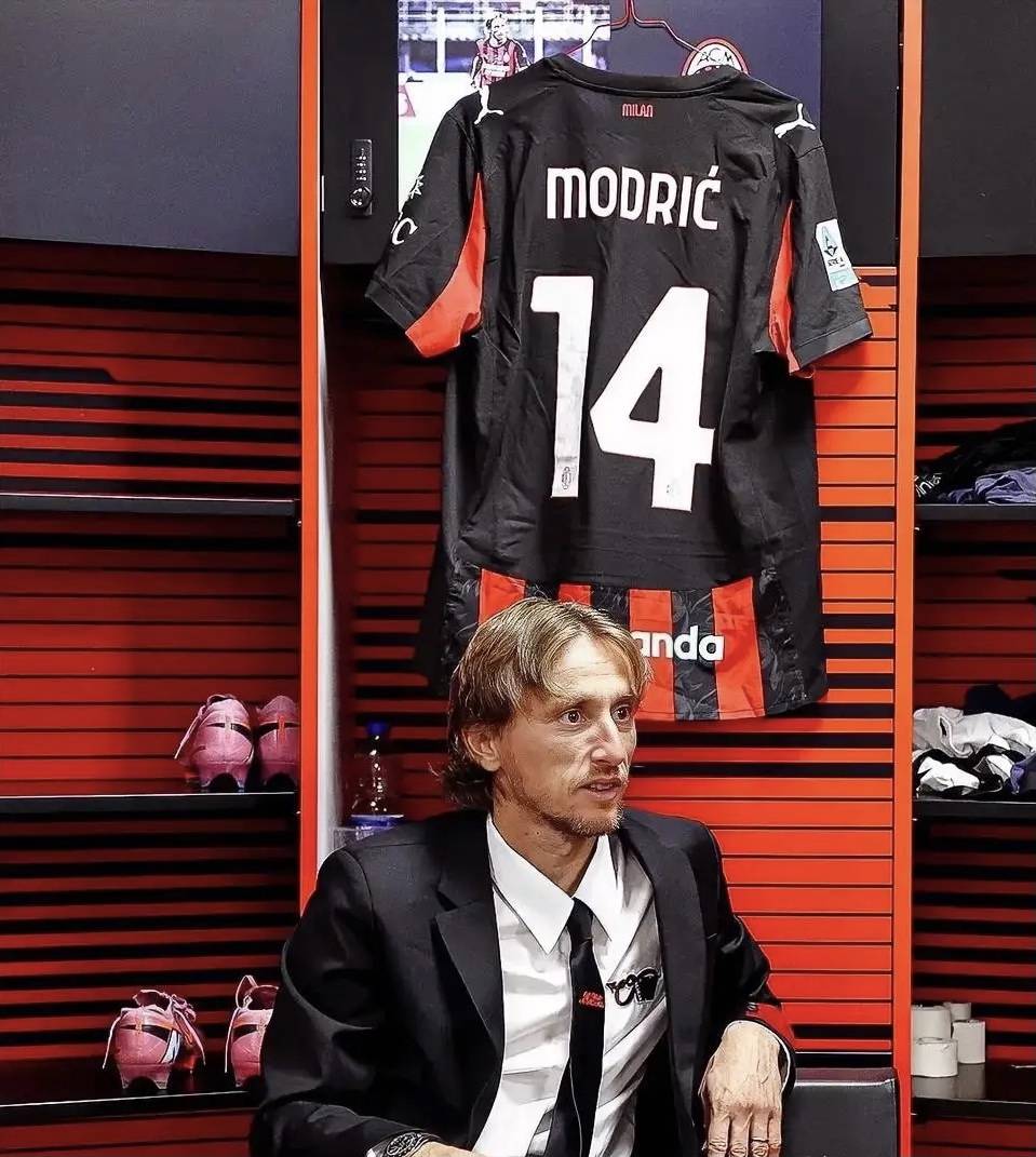 怀 旧 影 +苑 女 烈 挠 脚 心