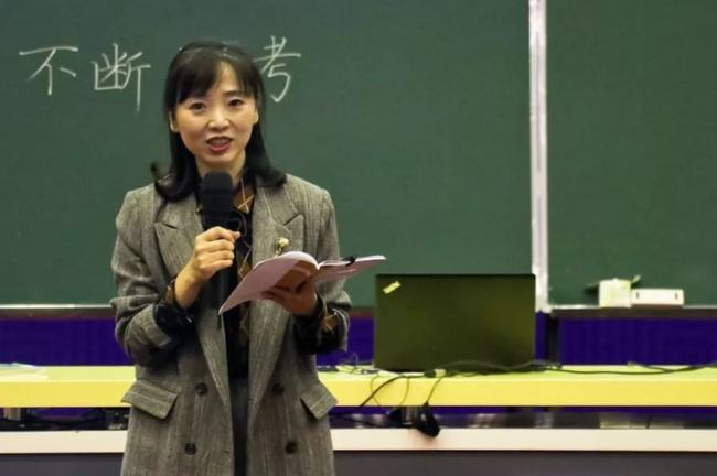 啄木鸟系列女仆