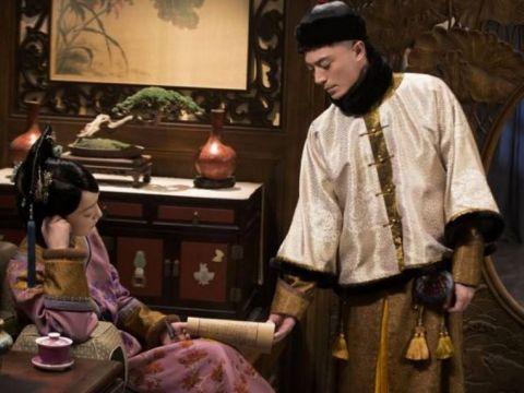 蜜桃冰冻 搭配乌龙茶或绿茶茶汤