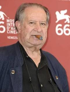 无码国产精品一区二区传媒蜜臀 其责任不仅是精品传递内容