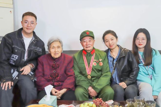 911爆料 黑料吃瓜网 吃瓜有理 爆料无罪