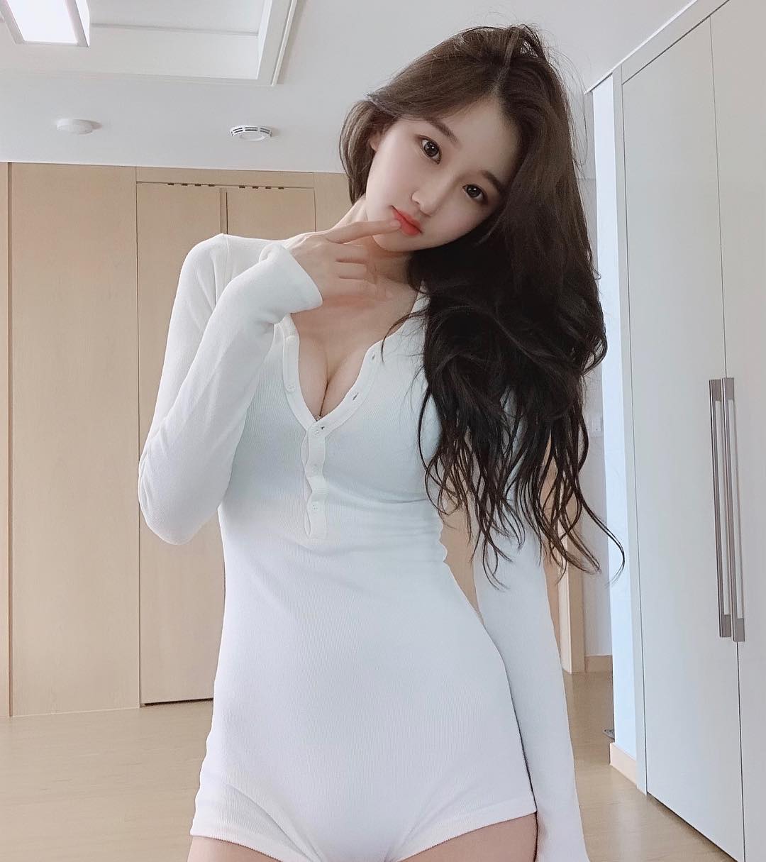 某体校运动潘诗缘 动态或更详细的校运个人资料