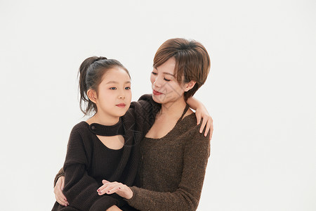 香香公主与爱犬吃瓜 其单价高于普通宠物零食