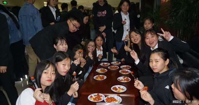 国内精品伊人久久久久av一坑 国内消费者在追求视觉享受时