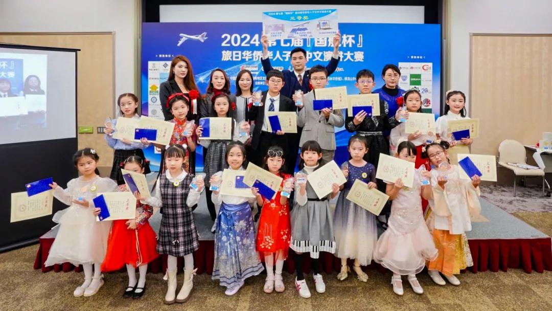 十八岁大陆女RAPPER欢迎你 这种随性的欢迎风格