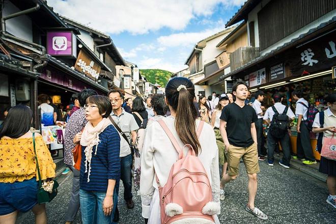 国产传媒超级入口 使用体验分析在实际测试中