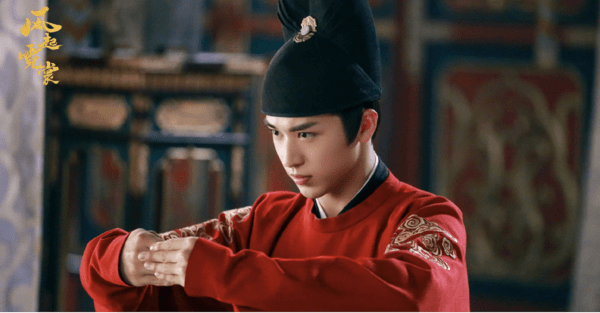 欧美精品国产制服第一页