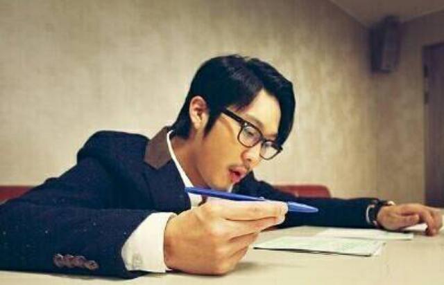 圣手职场 看到“圣手职场”这个词