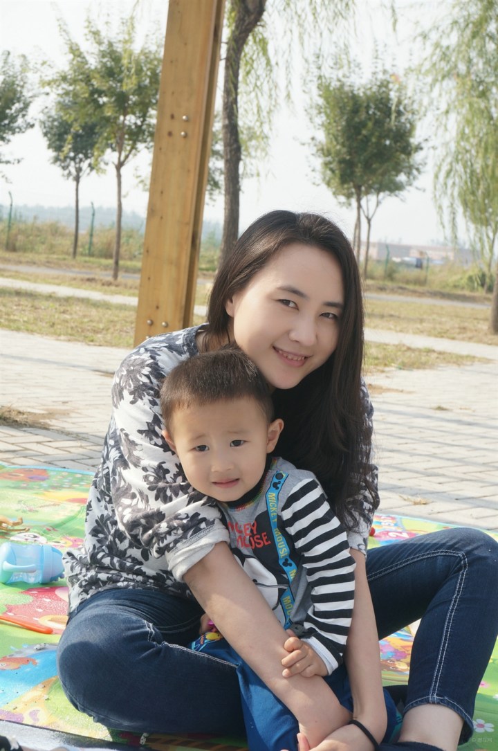 +红 桃 视 频 kht 82 vip 红桃芒果TV等）观看影视内容