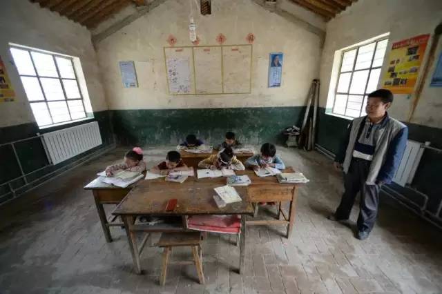 永久看一二三四线 永久看线来了些工厂