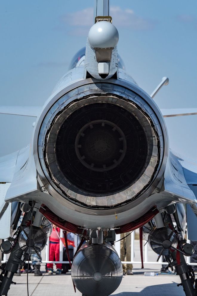 高清无在 高清无遵守中国法律法规