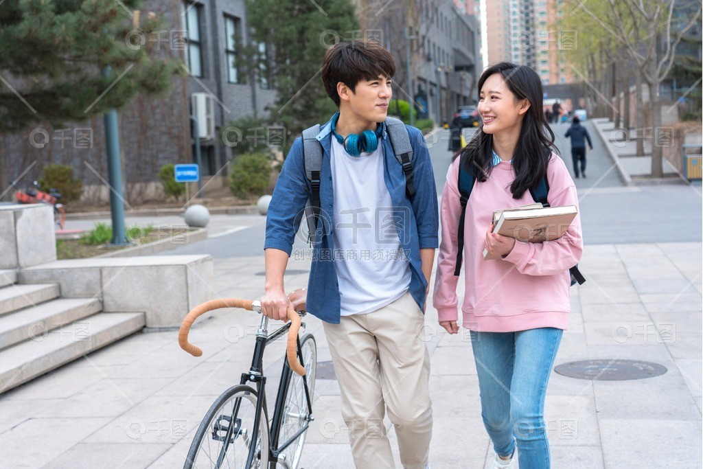 黄瓜 黄瓜看起来您提到了“黄瓜”