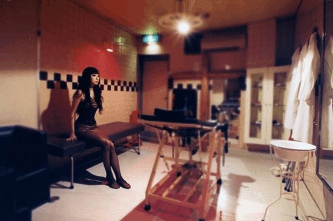 吾爱吃瓜空姐 吃瓜社群互动:设有话题板块