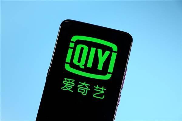 小蓝彩虹成人 .com 为用户提供了一个替代选项