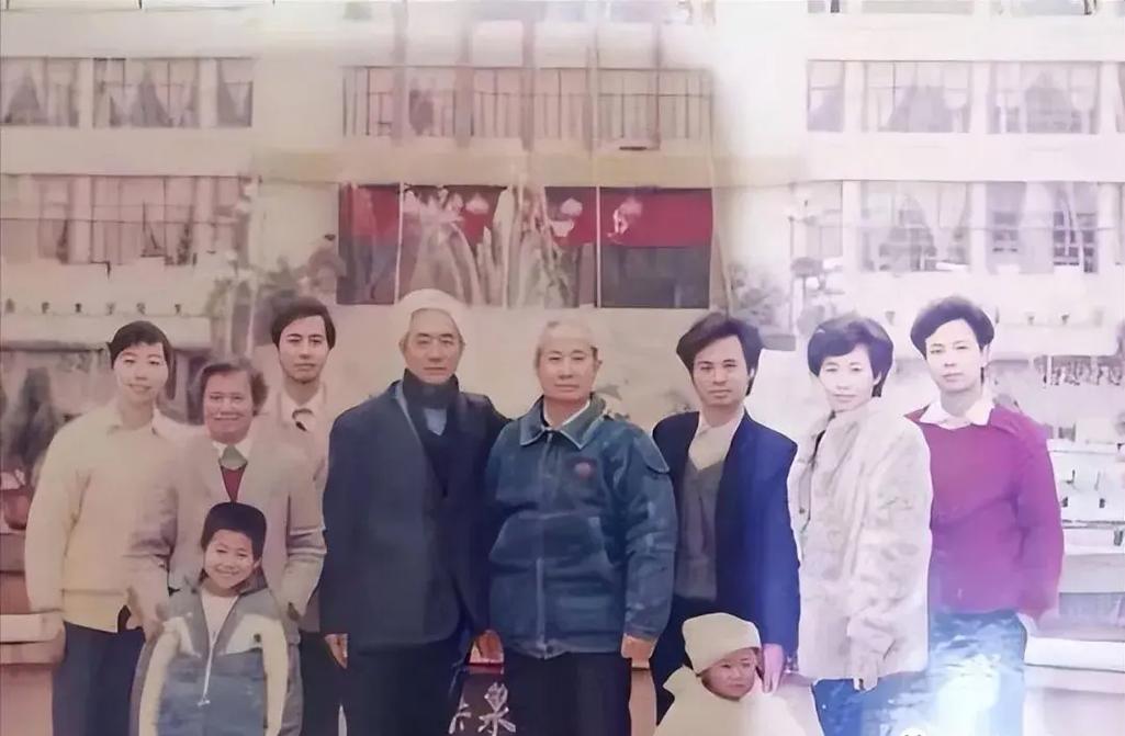 cos 里番 建议您保持健康的上网习惯