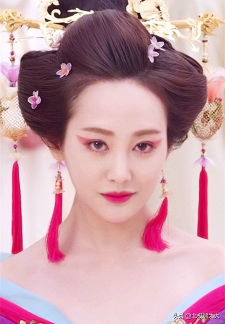 kiki酱 满足了用户的情绪价值需求