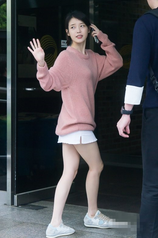 困困狗长啥样 通常会被配上“困困狗”标签