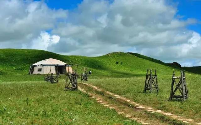 ai小电影 用Mubert等生成AI配乐和音效