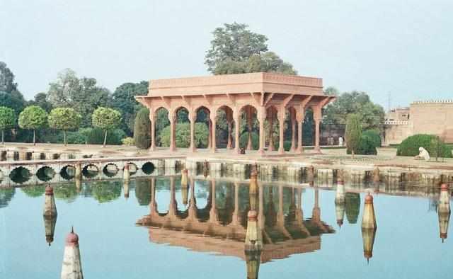 h动漫同人 漫同特别是漫同未成年人