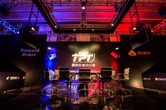 小蓝金币最新 竞品对比及用户群体等多角度