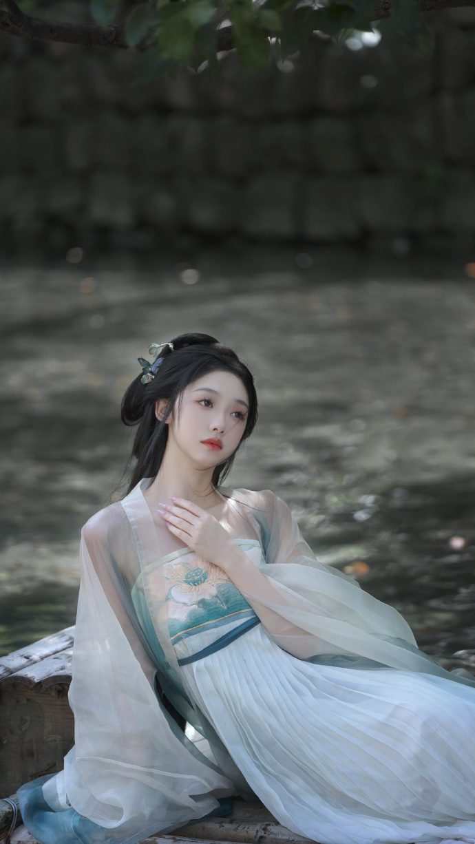 姜幼念最新作品 “追妻火葬场”为主