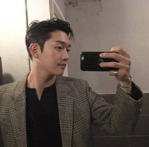 +困 困 狗 在 线 观 看