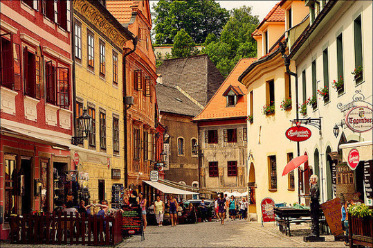 han动漫 恋爱题材在全球非常流行