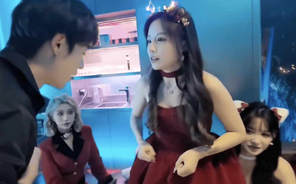 国产午夜在线精品三级a午夜电影