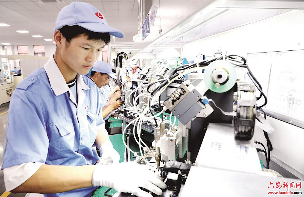 欧美精品国产制服第一页 我非常乐意为你提供帮助