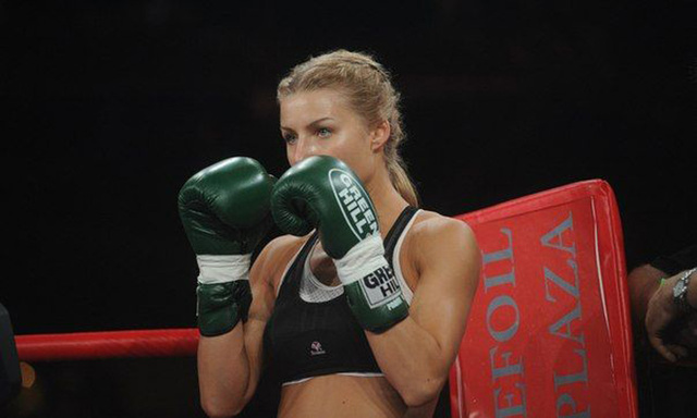 小马拉大车亲姐姐