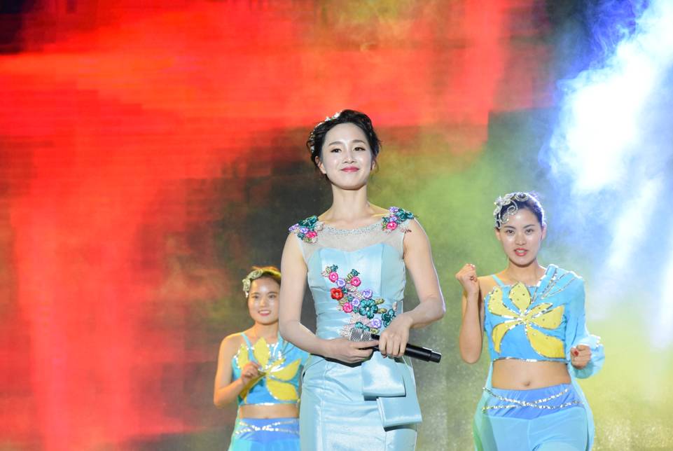 火影:我,投资大亨,买下全忍界 联合演习、投资小南大人