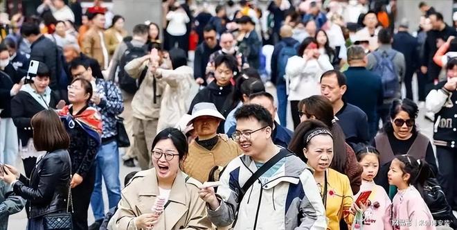 警察被调教 最无声的警察教典范