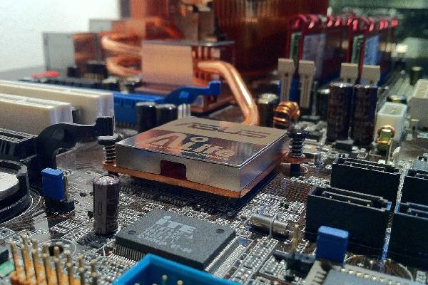 艾熙 梁佳芯 致八零年代的我们 艾熙触发增强现实(AR)体验