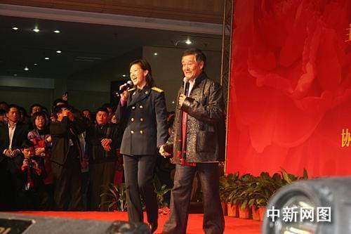 人马合集 我非常乐意为你提供帮助