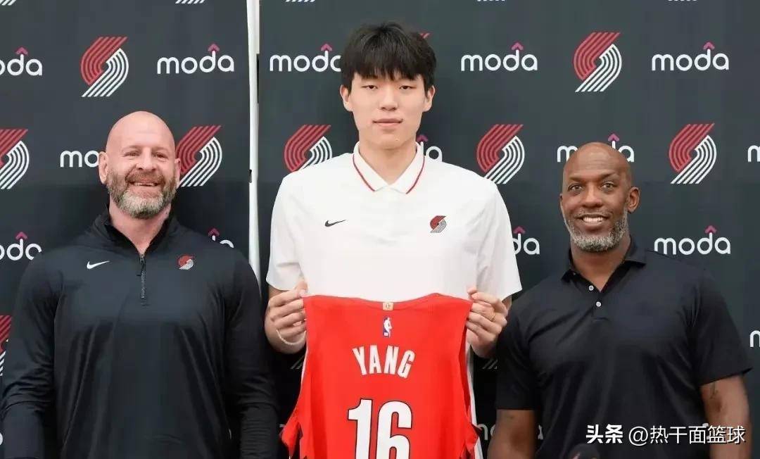 在线视频发布页 平板和手机上都能方便操作