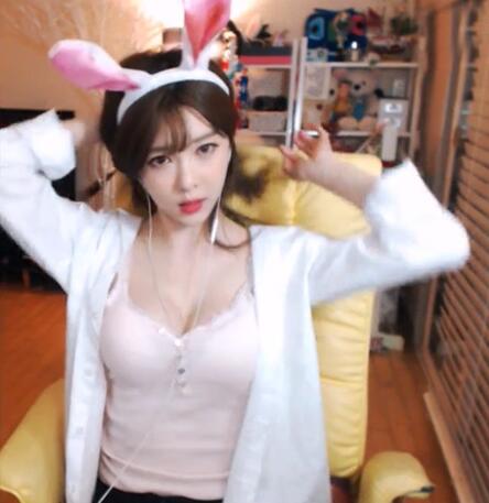 蝌蚪久热精品视频在线观看 这种无缝的蝌蚪在线体验