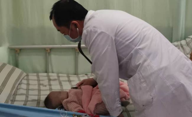 大奶超迷人~瘋狂扣穴! 探索“大奶超迷人~瘋狂扣穴