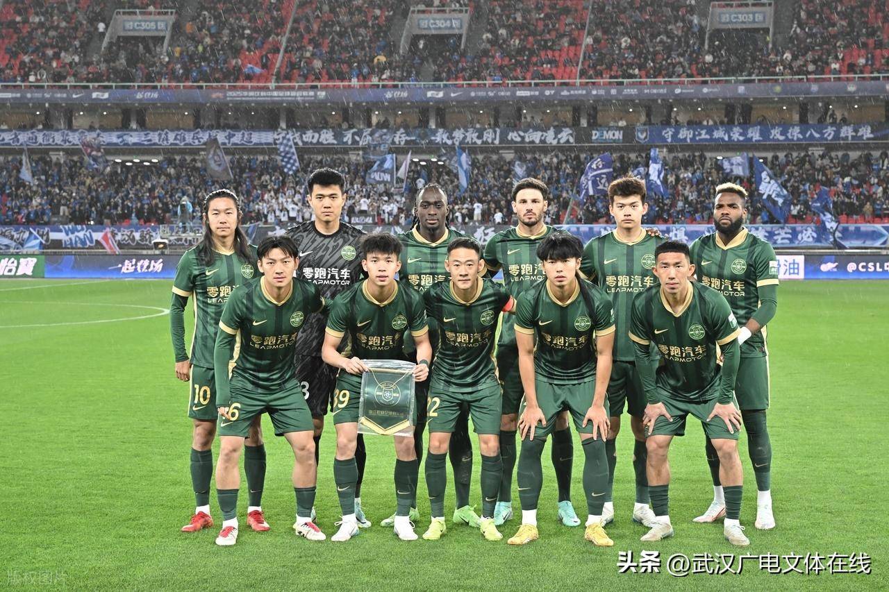 免费看美女被靠的网站 有的看美靠是搞视频的