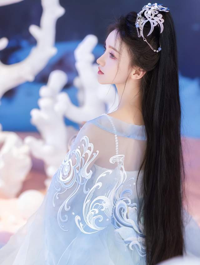 灵与欲在线观看 线观作为一名AI助手