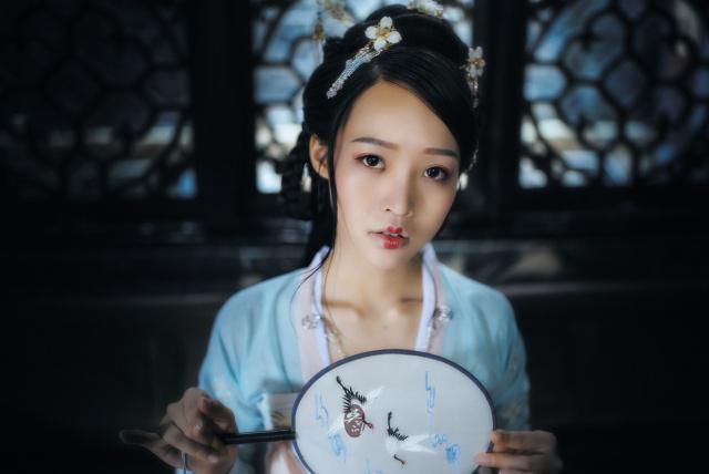 国内揄拍国内精品少妇 "值得注意的少妇是