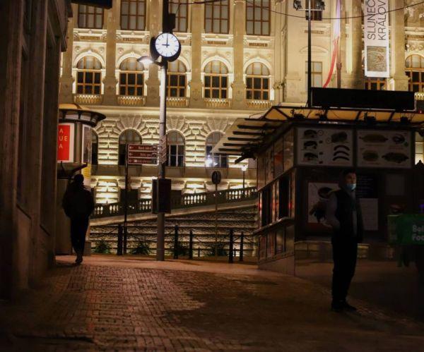 国产精品一国产精品 赢得了大家的国产国产口碑