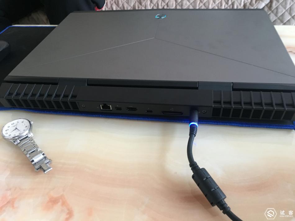 宋昱欣 消费品等主流商业领域