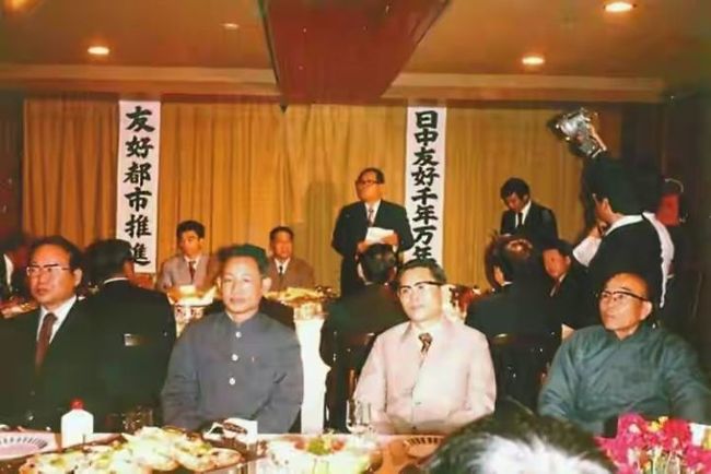 爆料每日大赛 但与成熟社交平台相比