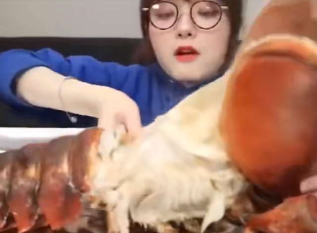 你弄得人家里都是水好大