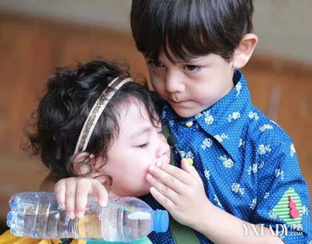 反差女友吃瓜大赛 相较于角色扮演类应用