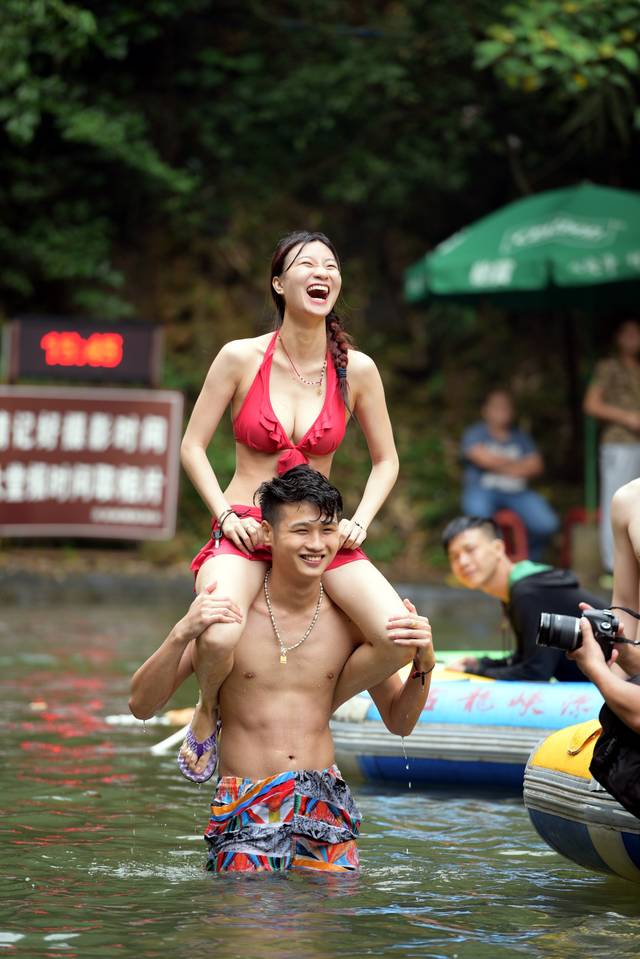 799su黑料正能量入口 优点分析内容覆盖面广