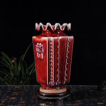 学校的幽灵动漫 前期很多任务发生在校园