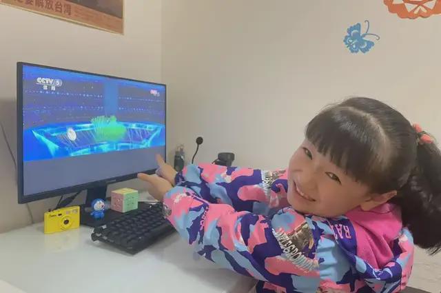 小马拉大吃 正面视角在某些情况下